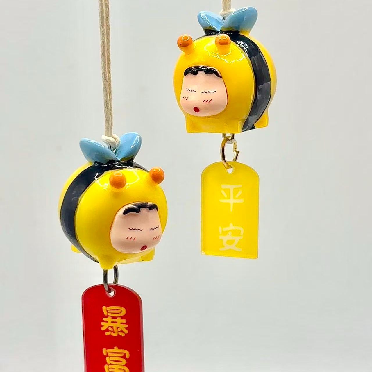 Car Mirror - Crayon Shin-chan Bee Cosplay Figure Car