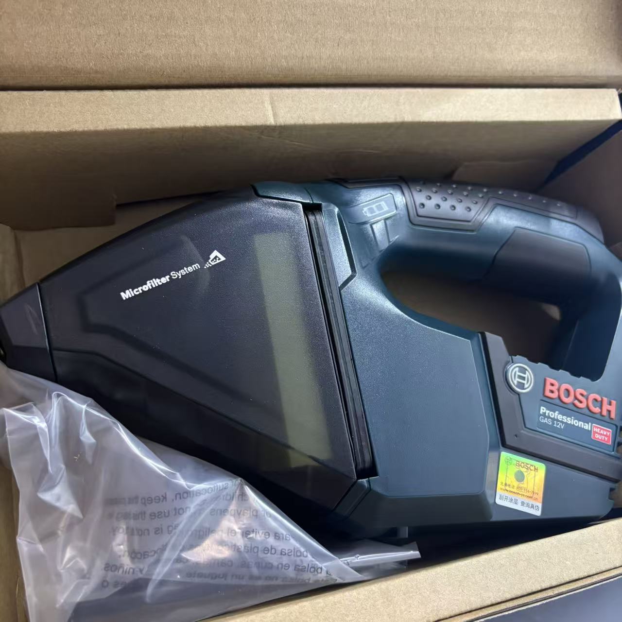Bosch GAS 12V-LI Professional  - đánh giá và giá Car Vacuum